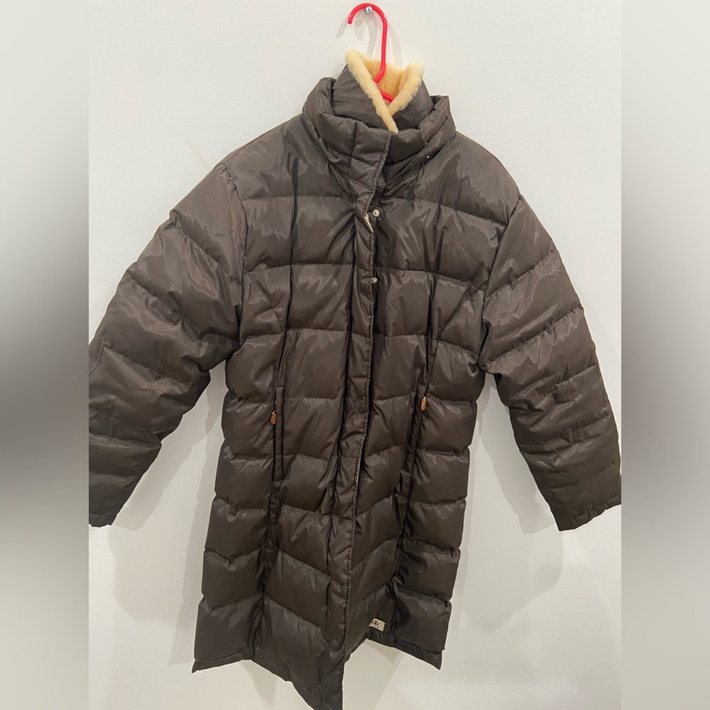 UGG jacket size L brown color